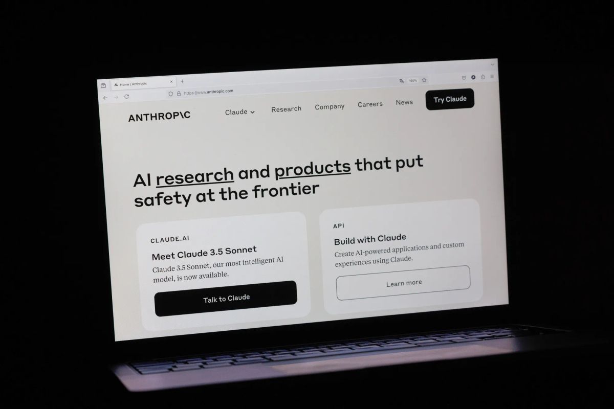 Anthropic Claude financial analysts using AI