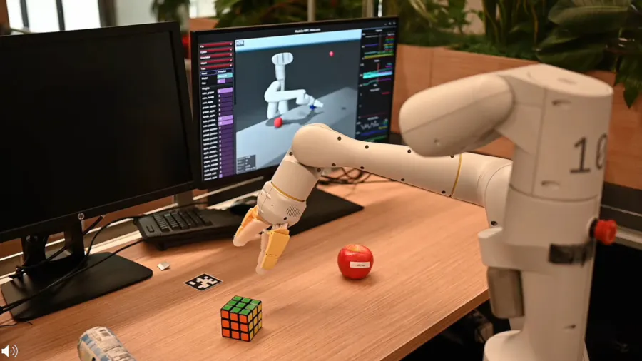 Google DeepMind robotics